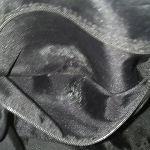 Black stud purse - Picture 7 of 8